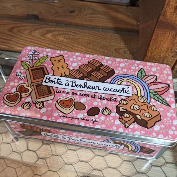 CAIXA DE LLAUNA PER XOCOLATA by derrière la porte
