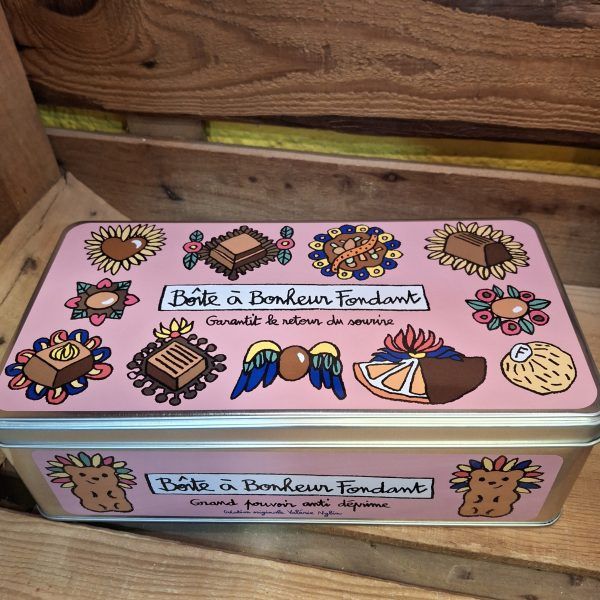 CAIXA DE LLAUNA PER XOCOLATA by derrière la porte