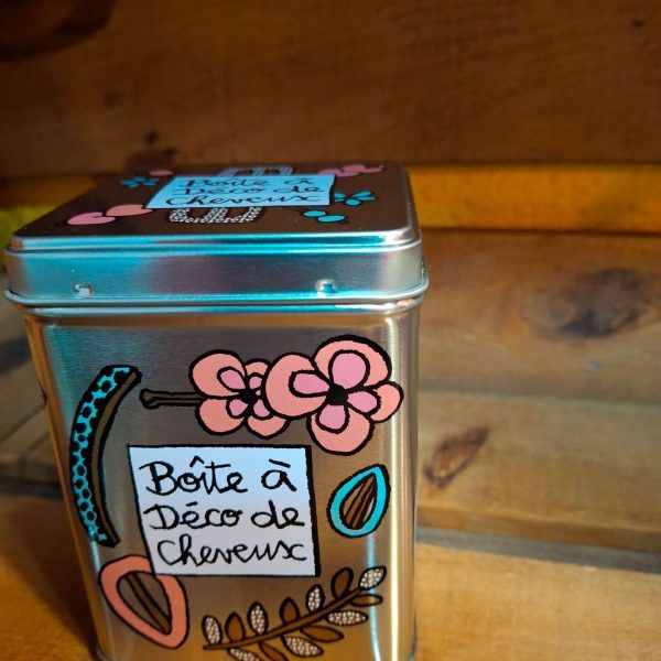 POT DE LLAUNA PER ALS ACCESSORIS DEL CABELL by derrière la porte