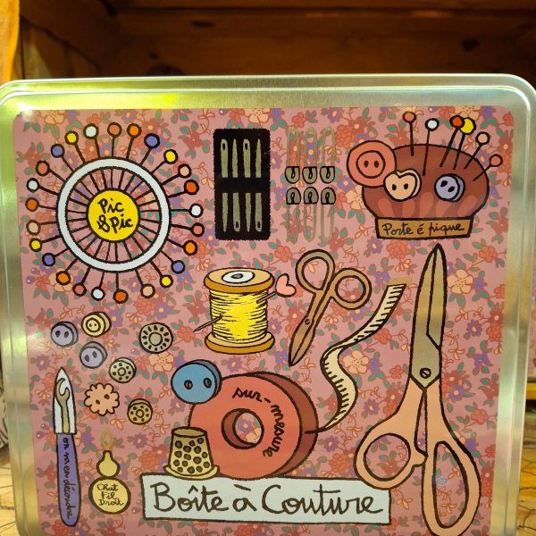 CAIXA DE LLAUNA PER COSIR by derrière la porte